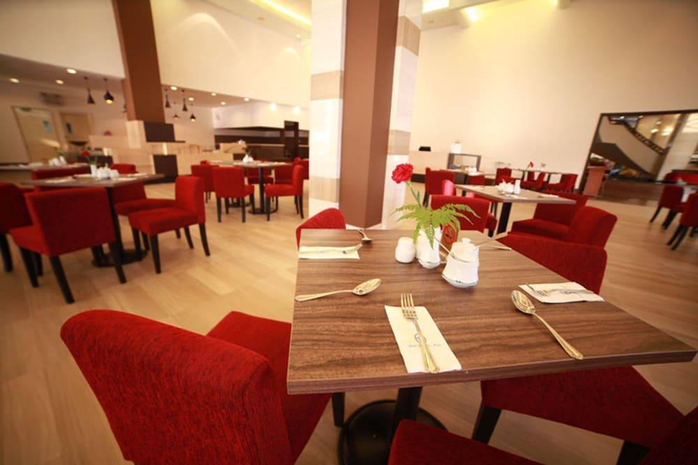 Grand Riverview Hotel Kota Bharu Exterior photo